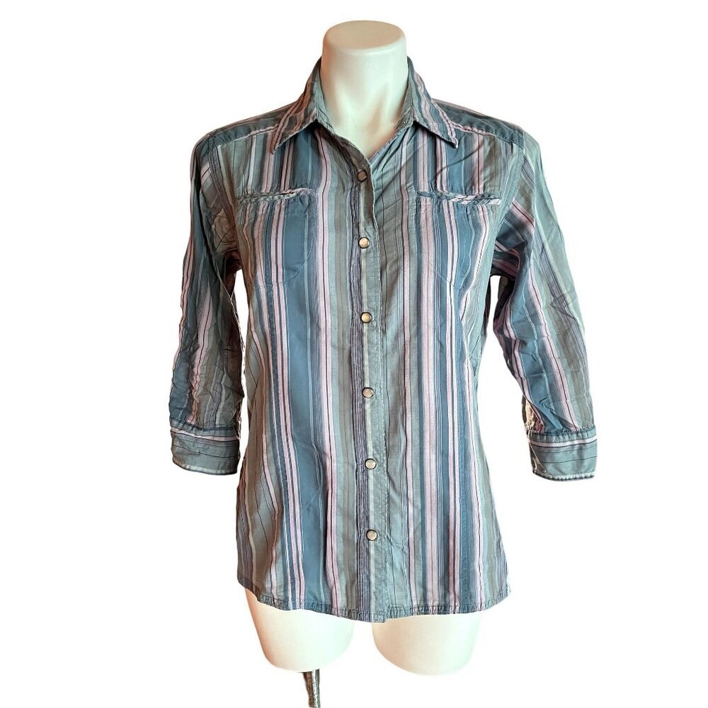 Y2K The North Face Women's Pearl Snap Button Down Striped Shirt Blue Pink Vintag